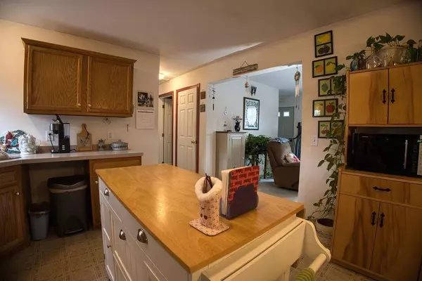 375 Pine River RD, Effingham, NH 03882