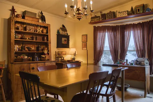 2 Sherwood LN, Merrimack, NH 03054