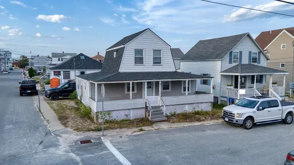 19 Dover AVE