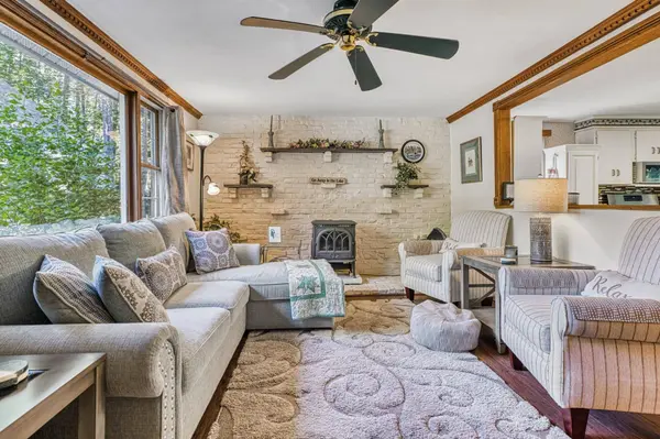 34 Tall Pine RD, Moultonborough, NH 03254