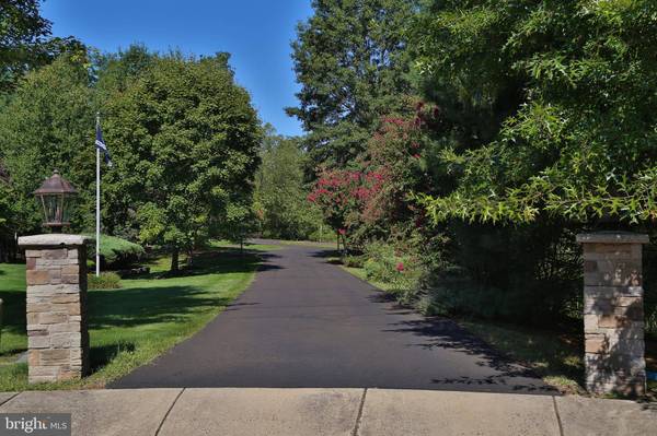 300 BROOKSIDE CT, Chalfont, PA 18914