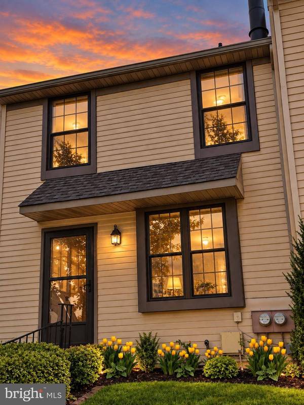 402 HOPKINS CT, North Wales, PA 19454