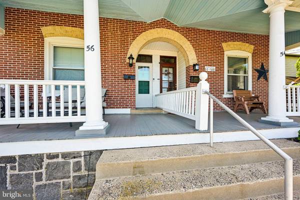 56 E FAIRVIEW AVE, Sellersville, PA 18960
