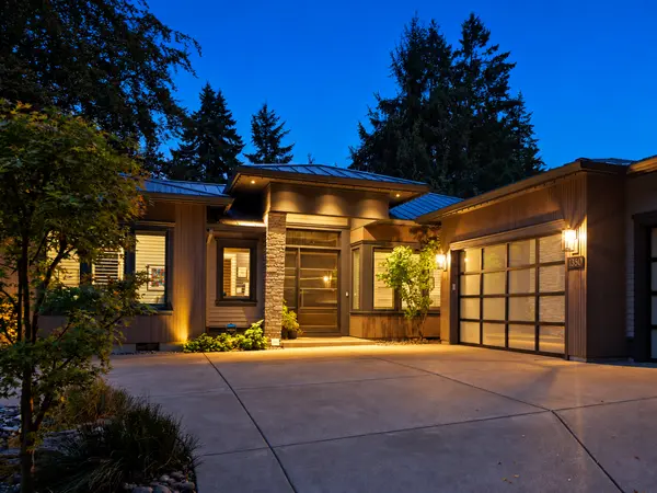 1350 Andrews Rd, Lake Oswego, OR 97034-1722