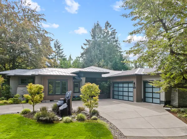 1350 Andrews Rd, Lake Oswego, OR 97034-1722