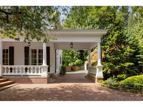 11175 S RIVERWOOD RD, Portland, OR 97219