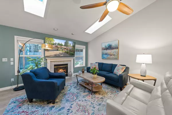 2122 Nolan Ln, West Linn, OR 97068-4212