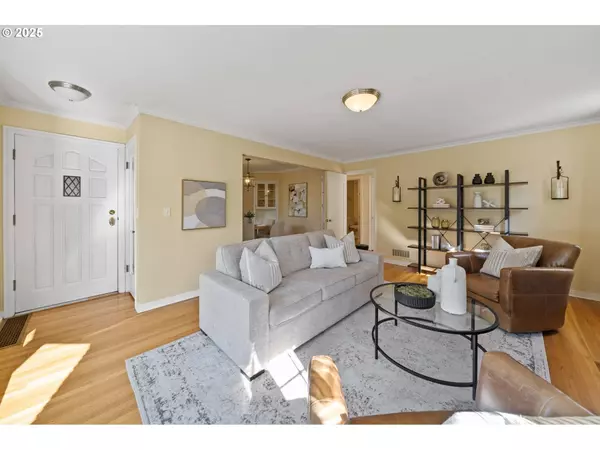 128 NORTHSHORE RD, Lake Oswego, OR 97034