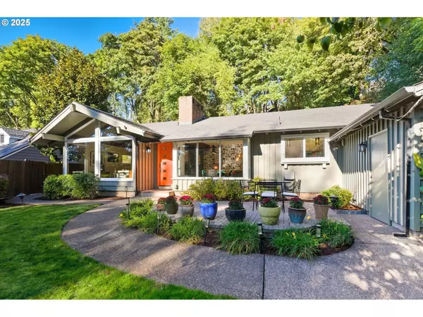 2703 GLEN EAGLES RD, Lake Oswego, OR 97034