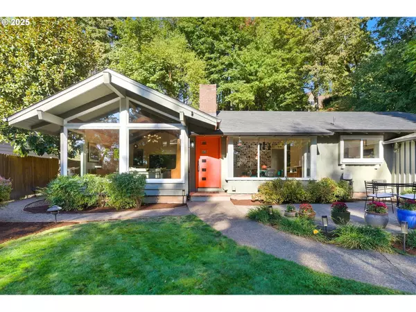 2703 GLEN EAGLES RD, Lake Oswego, OR 97034