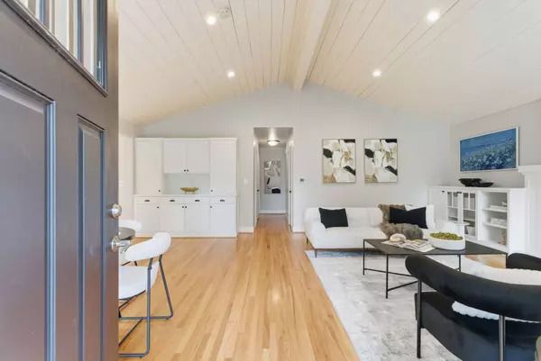 12580 SW Faircrest Ave, Portland, OR 97225-4644