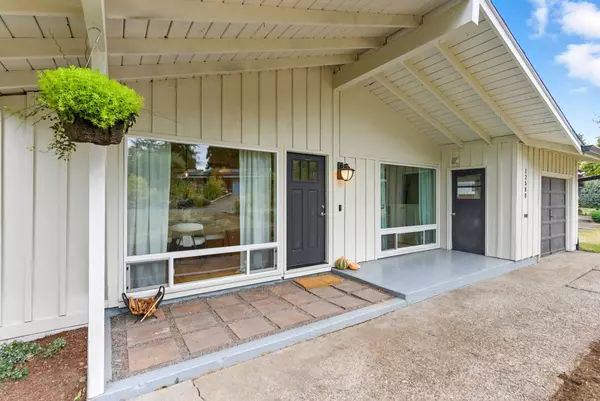 12580 SW Faircrest Ave, Portland, OR 97225-4644