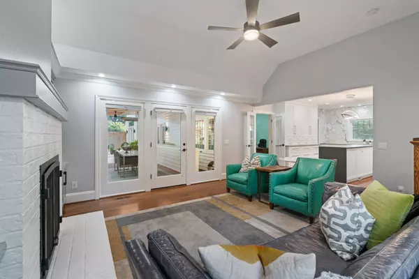 915 B Ave, Lake Oswego, OR 97034-2922