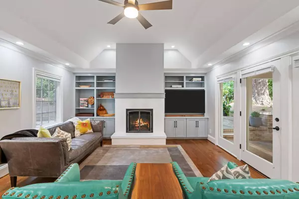 915 B Ave, Lake Oswego, OR 97034-2922