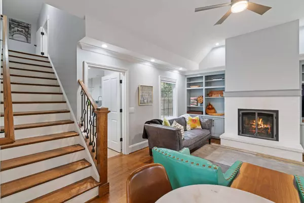 915 B Ave, Lake Oswego, OR 97034-2922