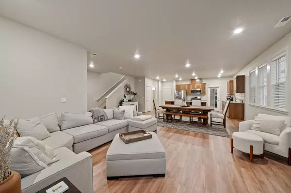 14224 SW 169th Ave, Tigard, OR 97224-5268