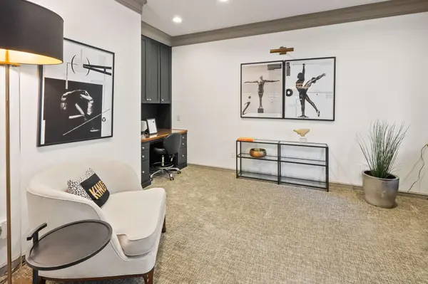 13048 SW Knaus Rd, Lake Oswego, OR 97034-1515