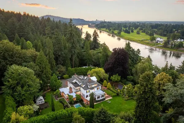 11175 S Riverwood Rd, Portland, OR 97219-8443