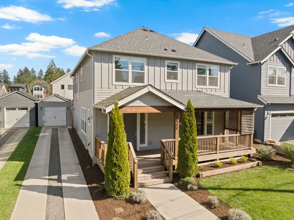 8274 SW 47th Ave, Portland, OR 97219-3433