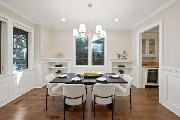 784 3rd St, Lake Oswego, OR 97034-2350