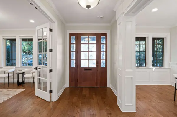 784 3rd St, Lake Oswego, OR 97034-2350