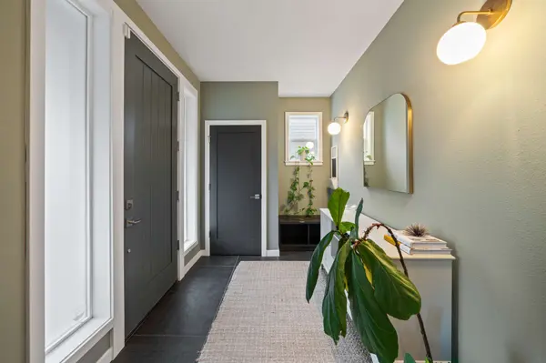 8274 SW 47th Ave, Portland, OR 97219-3433