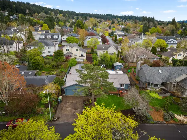 12916 SW 61st Ave, Portland, OR 97219-8015