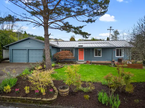 12916 SW 61st Ave, Portland, OR 97219-8015