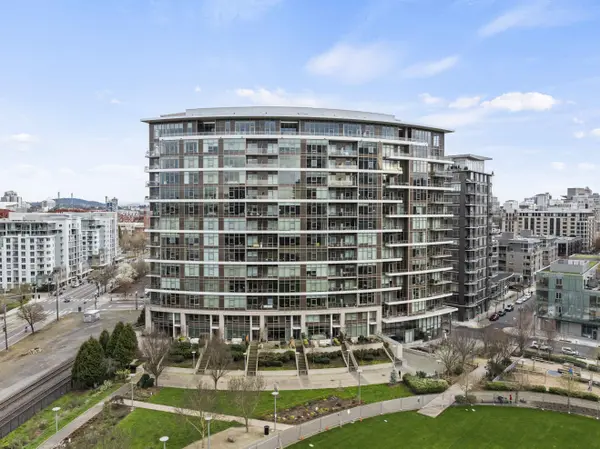 949 NW Overton St #608, Portland, OR 97209-3198