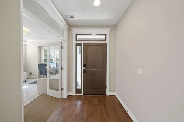 14144 Goodall Rd, Lake Oswego, OR 97034-2048