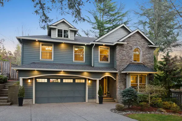 14144 Goodall Rd, Lake Oswego, OR 97034-2048