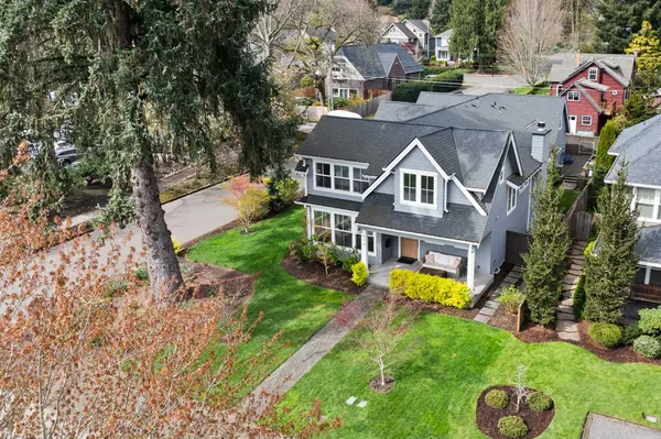 804 4th St, Lake Oswego, OR 97034-2306