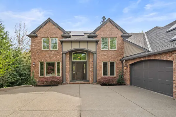 13056 SW Knaus Rd, Lake Oswego, OR 97034-1551