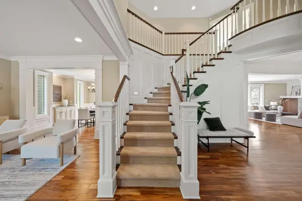 13056 SW Knaus Rd, Lake Oswego, OR 97034-1551