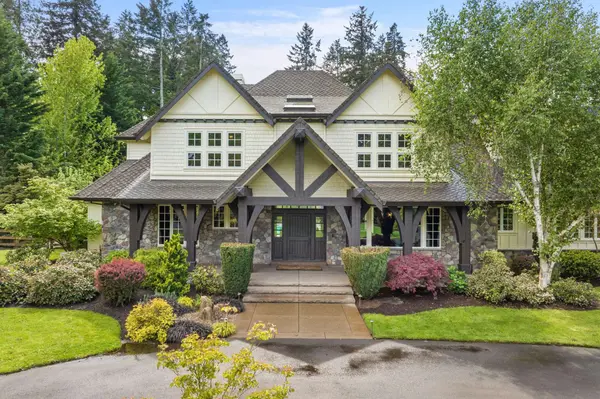 31553 SW Isle Way Ln, West Linn, OR 97068-9409