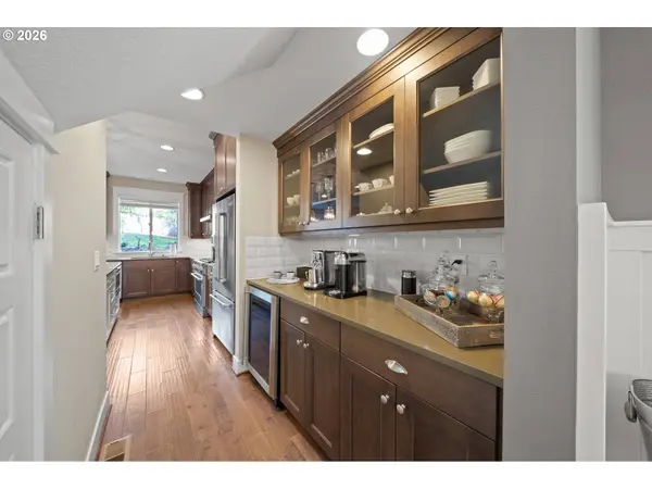 14144 GOODALL RD, Lake Oswego, OR 97034