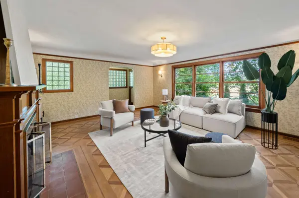 4575 SW Dogwood Ln, Portland, OR 97225-2042