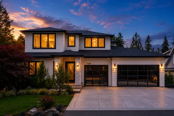 1289 Chandler Rd, Lake Oswego, OR 97034-2805