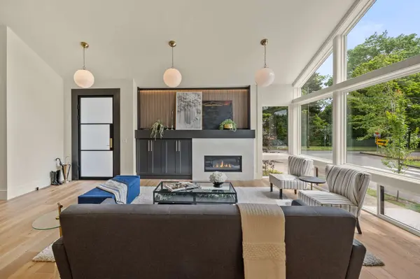 4011 NE 17th Ave, Portland, OR 97212-1338