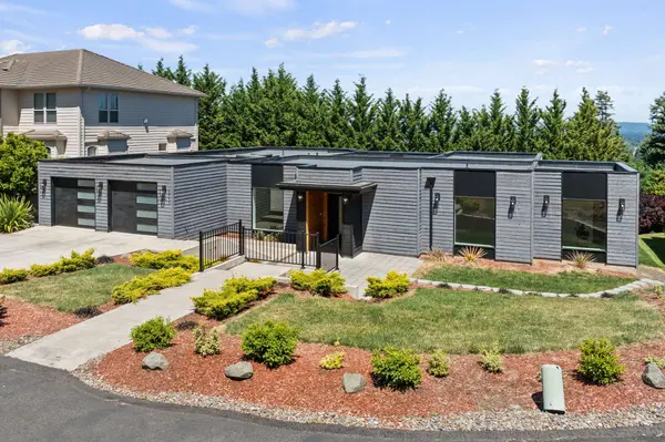 19753 SW Serah St, Beaverton, OR 97007-5476