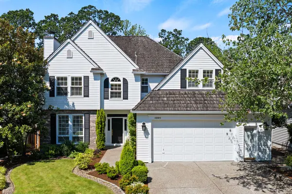 4896 Hastings Dr, Lake Oswego, OR 97035-5750