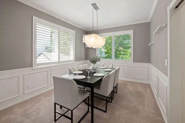 4896 Hastings Dr, Lake Oswego, OR 97035-5750