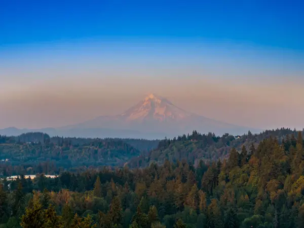 7700 Cason Ln, Gladstone, OR 97027-1246