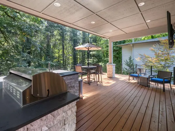 853 G Ave, Lake Oswego, OR 97034-2258