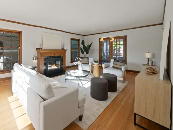 614 SE 52nd Ave, Portland, OR 97215-1735