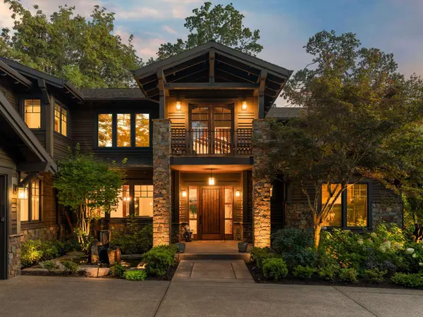 2500 Glen Eagles Rd, Lake Oswego, OR 97034-2766