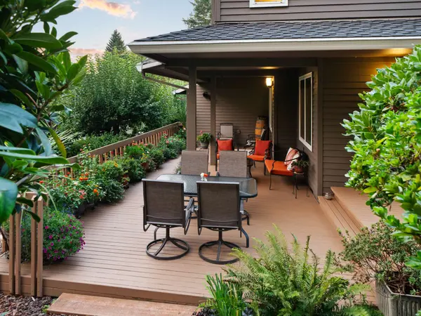 18 El Greco, Lake Oswego, OR 97035