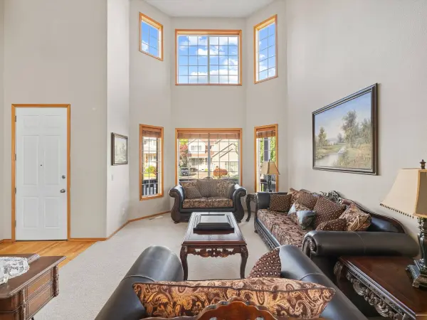 12190 SW Hollow Ln, Portland, OR 97223-2883