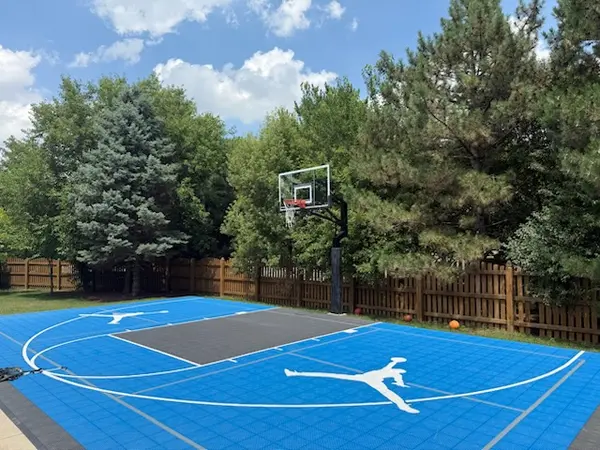 335 Pinecrest Ct, Aurora, IL 60502-6986