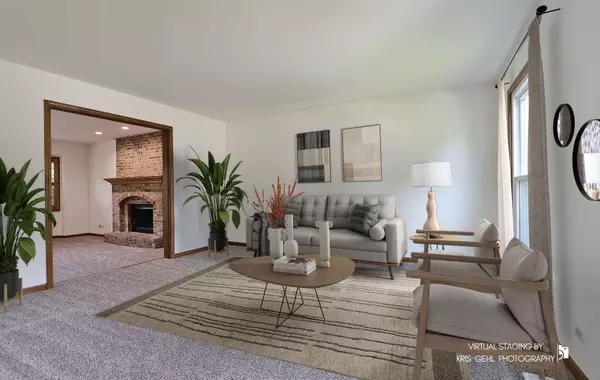 335 Pinecrest CT, Aurora, IL 60502